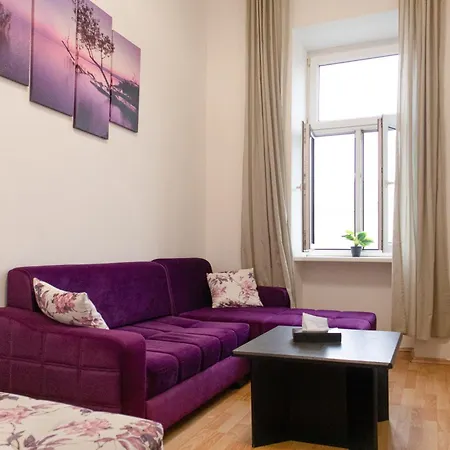 Homelike 2br Apt. @millenium Tower/danube River
