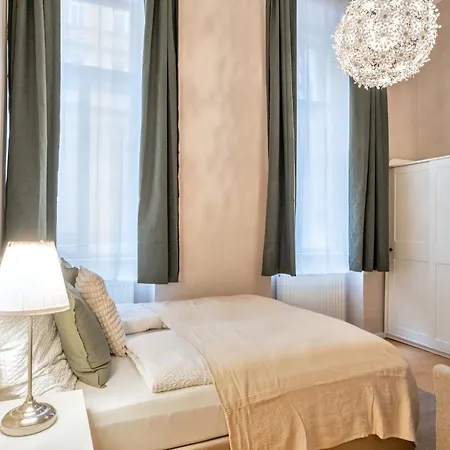 Apartment 8 Minuten Nach Augarten I 7 Minuten Zur Metro I Wlan Vienna