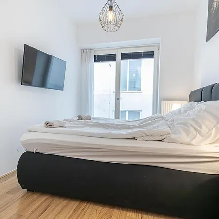 Modern 1br & 1lr In Viennas Downtown Apartment *