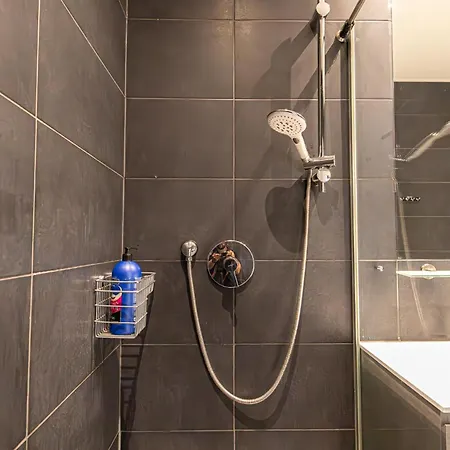Modern 1br & 1lr In Viennas Downtown Apartment Vienna