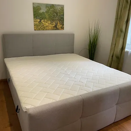 Apartment Skyvilla - Gartenwohnung *