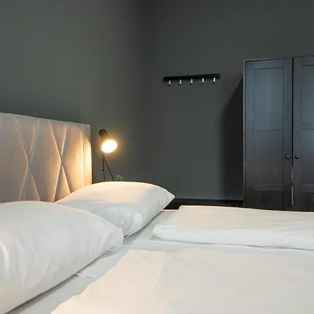 Bright 15 Min From The Center Apartment *