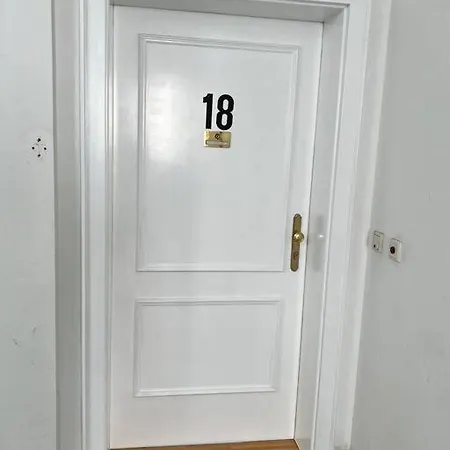 Gesamte Fuer 4 18 Apartment *
