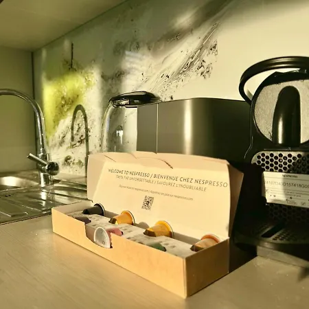 130 M2 Stylish 4 Bedroom With Balcony Apartment *