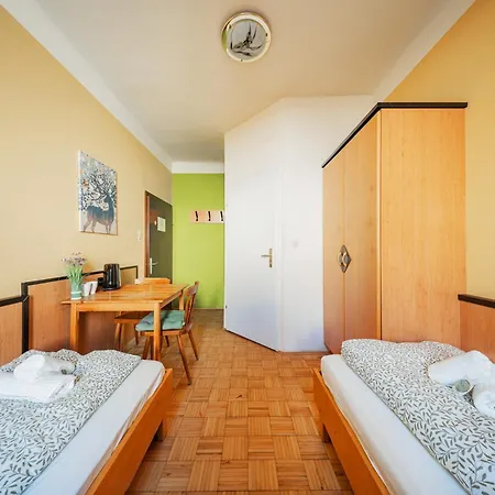 Hotel West Business 2*