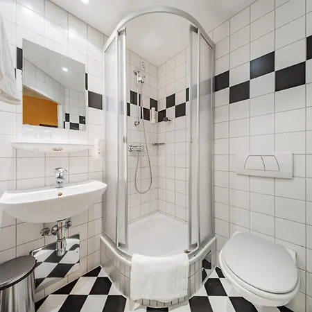 West Business Hotel Vídeň