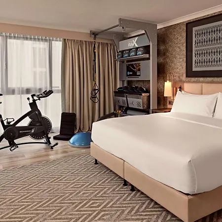 Hilton Park 5*