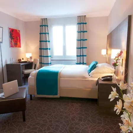 24hours-apartment & Arion Cityhotel