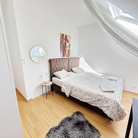 Charming At Maerzstrasse Close To Attractions Mz49 Homestay Vienna