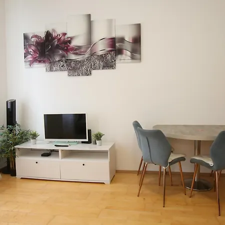 Downtown Bliss Modern Retreat With Free Parking And Fast Internet 600 Mbits Viena