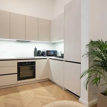 Stylish & Modern 90m2 Flat In Prime Location Vídeň