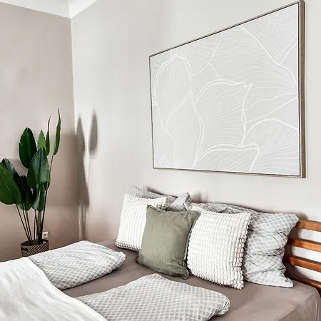 Apartment Chic 1-br - Perfect Location
