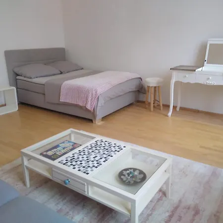 Apartament With 2 Bedrooms And A Small Living Viena