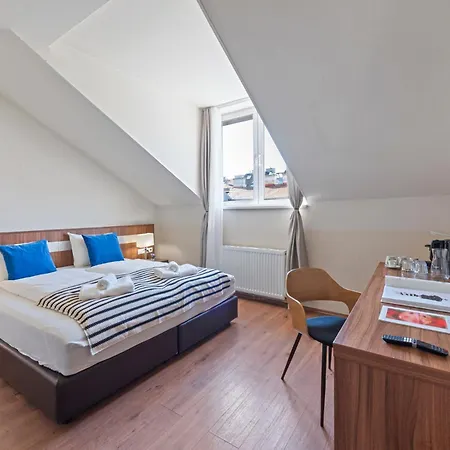 K22 Smart Hotel *