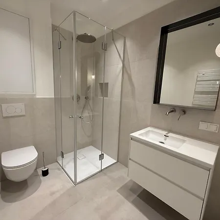 Apartment Cosy Renovated In Mariahilf *