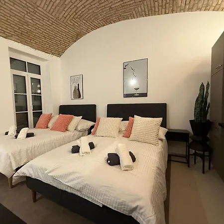 Cosy Renovated In Mariahilf Vienna