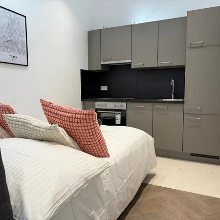 Cosy Renovated In Mariahilf