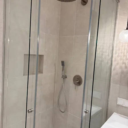 Cosy Renovated In Mariahilf * Vienna
