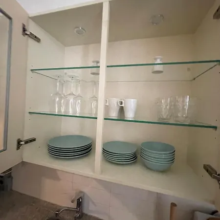 Premium With Free Parking - 15 Min To Center Apartment