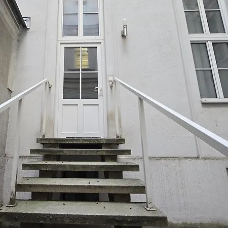 Charmante Hofwohnung Im Herzen Von * Viena