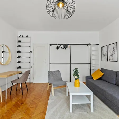 Apartment 4-br-apartment For Up To 12 People Vienna