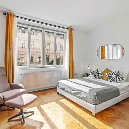 4-br-apartment For Up To 12 People Apartment *