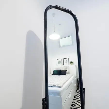 Shopping & Gourmet In Mariahilf Apartment