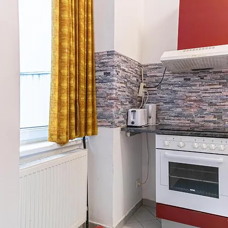 Comfortable 3br Next To Belvedere, Ideal For Long