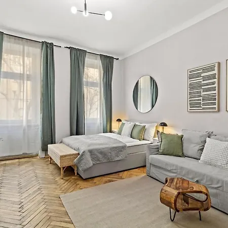 Balkon I Close To S-bahn I 5 Minutes To Mall *