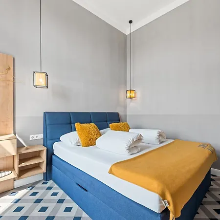 Kh Opera Aparthotel