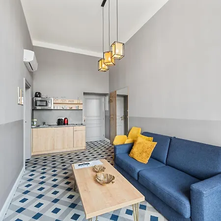 Aparthotel Kh Opera