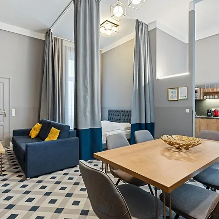 Aparthotel Kh Opera