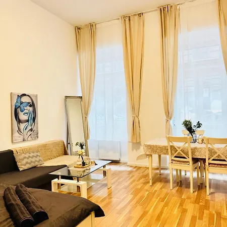 Comfortable Apt, 15 Minutes To Rathausplatz * Vienna