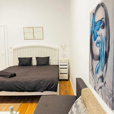 Comfortable Apt, 15 Minutes To Rathausplatz