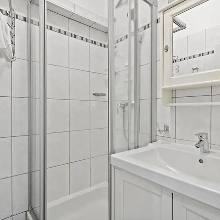 Neben Augarten I 5 Min To Metro I 10 Min To Apartment Vienna