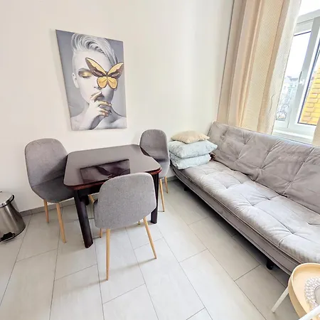 Apartment Charming At Maerzstrasse Close To Attractions Mz27 Wien