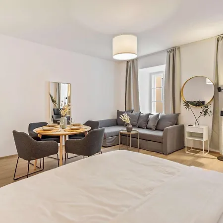 Apartmán Guest Favorite Quite Retreat Walk To Center