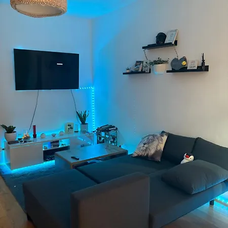 Homestay With Garden In Ottakringer Vienna