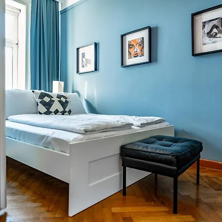 Apartment Feel At I Bright Windows I Penzing Trainstation Vienna