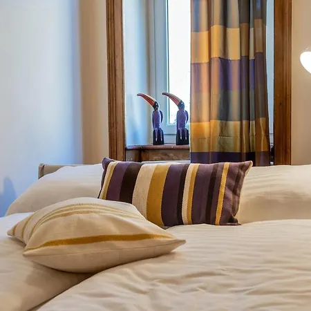Apartment Feel At I Bright Windows I Penzing Trainstation Vienna