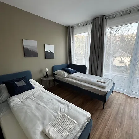 Nest * Bécs