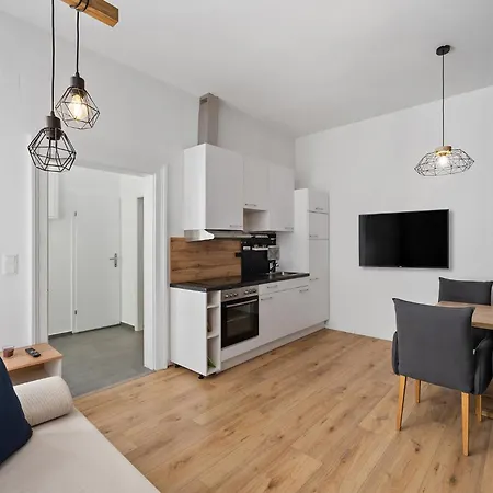 Maximilian Apartment Vienna