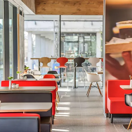 Hotel Ibis Hauptbahnhof 3*