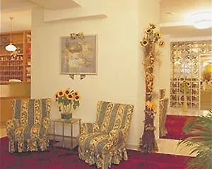 Alpha - Artist Hotel 4*