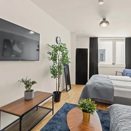 Apartmán At Station I 3 Minutes To Shopping Street I High Speed Wifi *