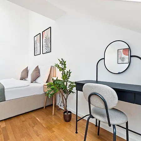 Modern Near Center - Rooftop Terrace Vienna