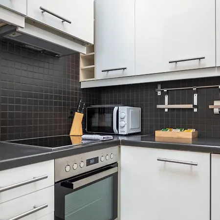 Modern Near Center - Rooftop Terrace Apartment