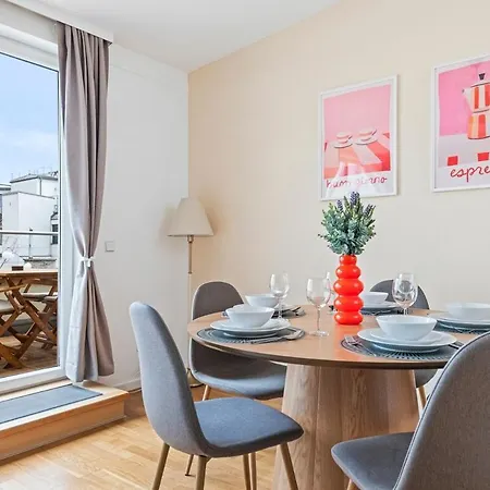 Modern Near Center - Rooftop Terrace