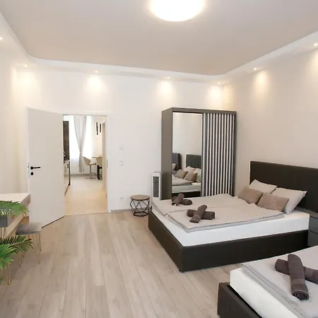 Lux Prime With Free Parking And Fast Internet 600 Mbits
