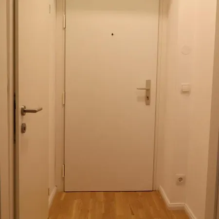 Diamond Apartment *
